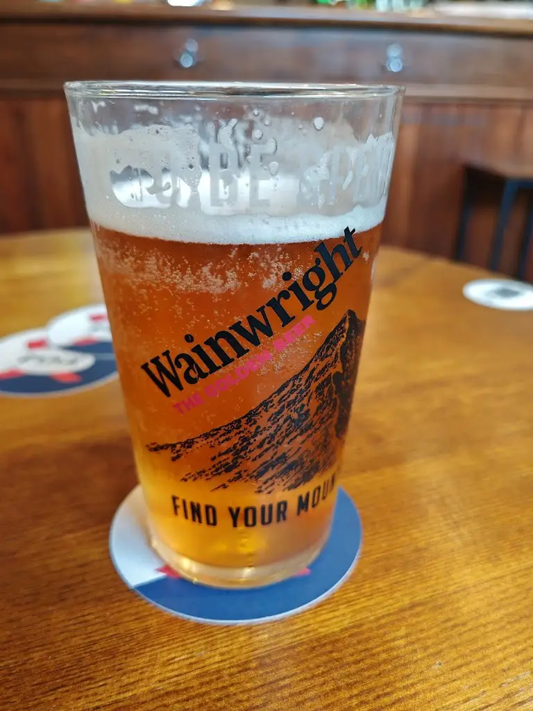 Geoffrey Lucas_Bucks Head_Church Stretton_review