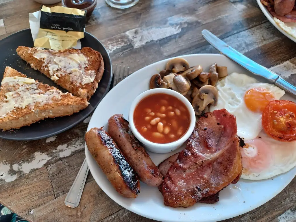 Harveys Of Chudleigh_Chudleigh_slider_image_2