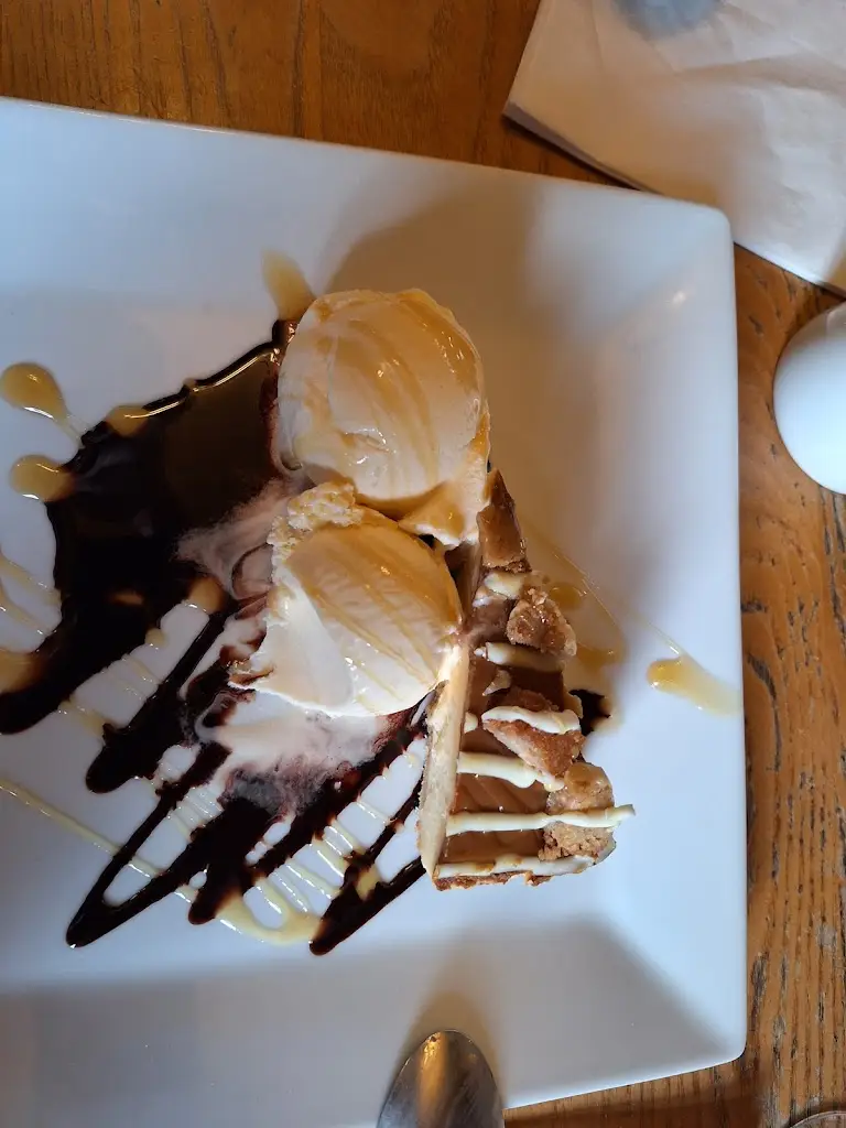 Honest Opinion_The Old Elm Inn_Churchdown_review