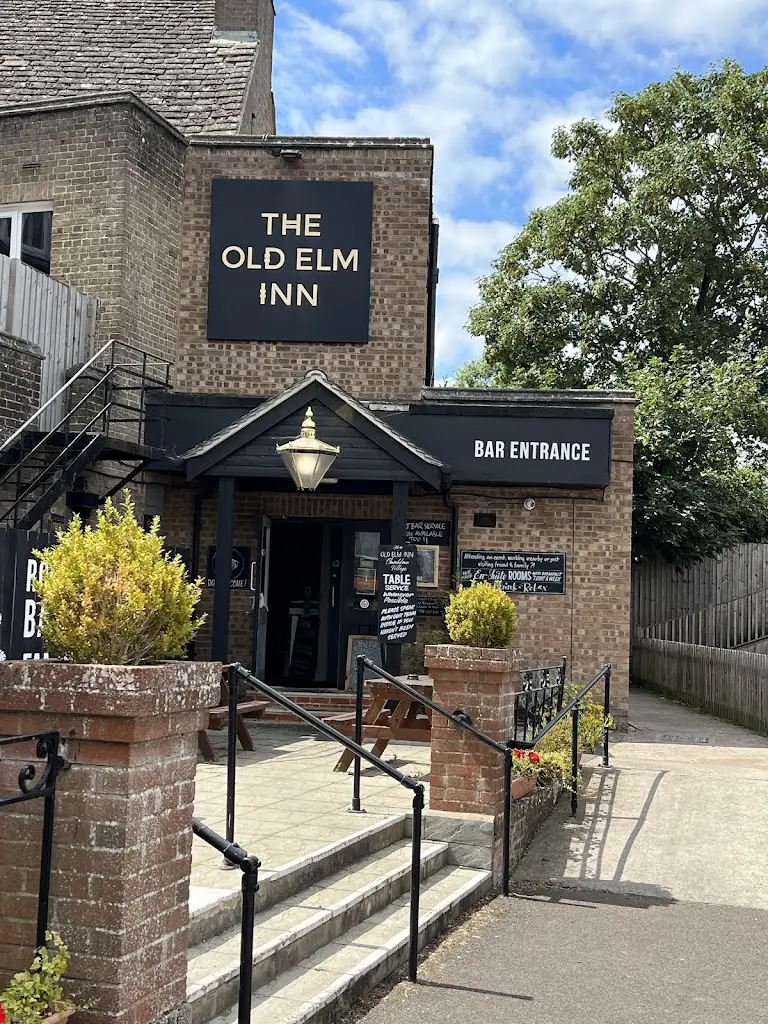 The Old Elm Inn_Churchdown_slider_image_1