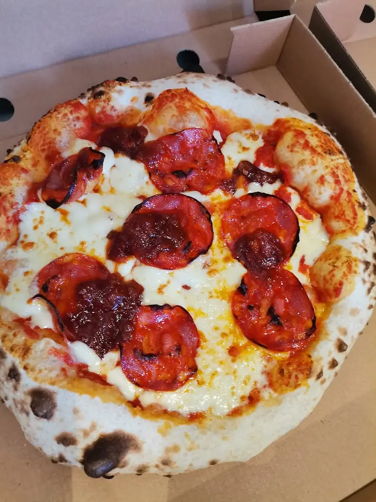 Menu_Delipizza_Churchdown_image_3