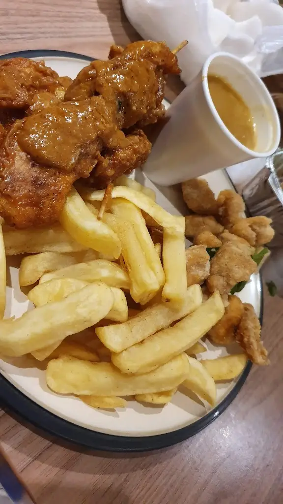 Dan B_Golden City_Churchdown_review