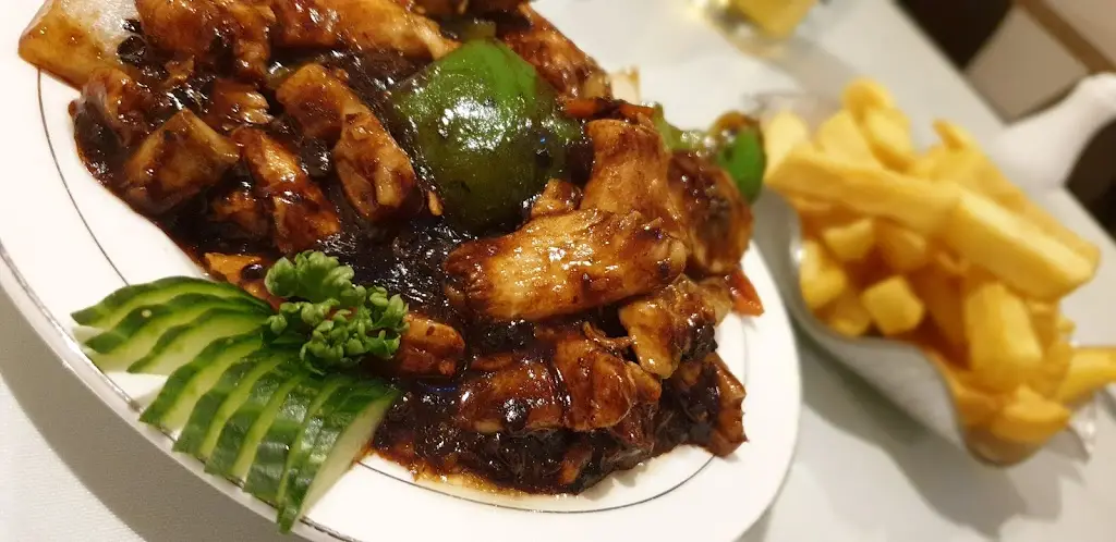 Shaun Darch_Golden City_Churchdown_review