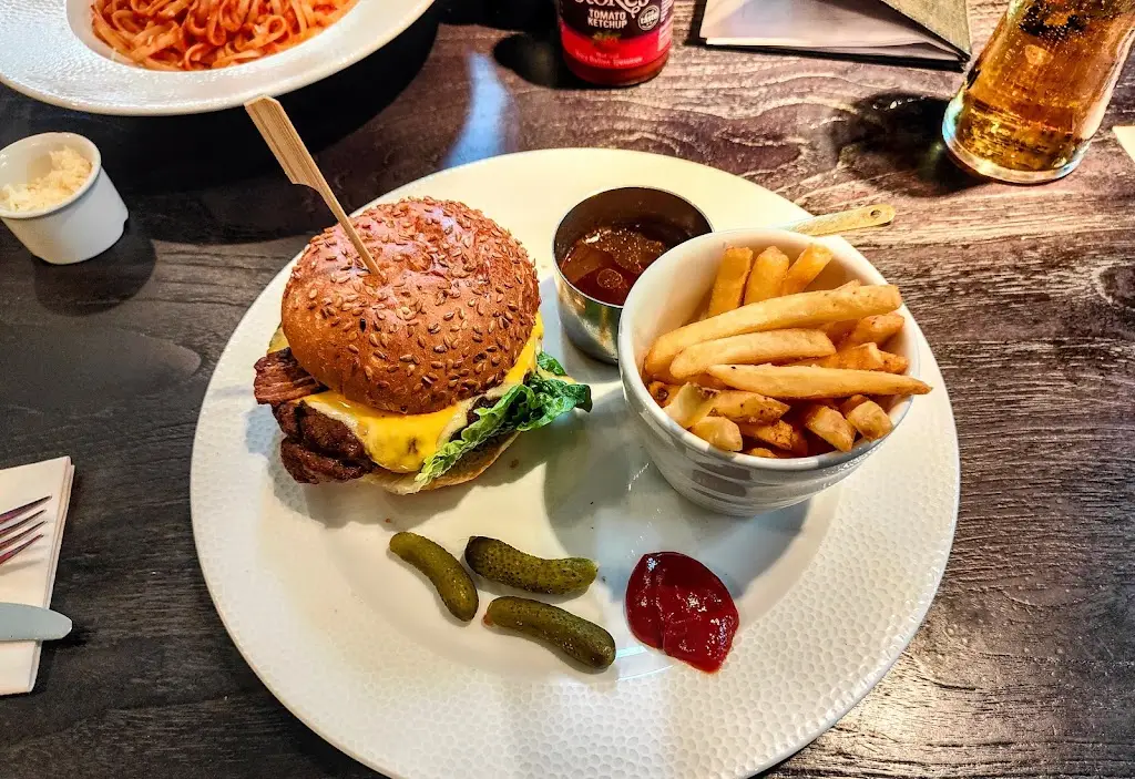 Menu_Gate Chorley Wood_Chorleywood_image_6