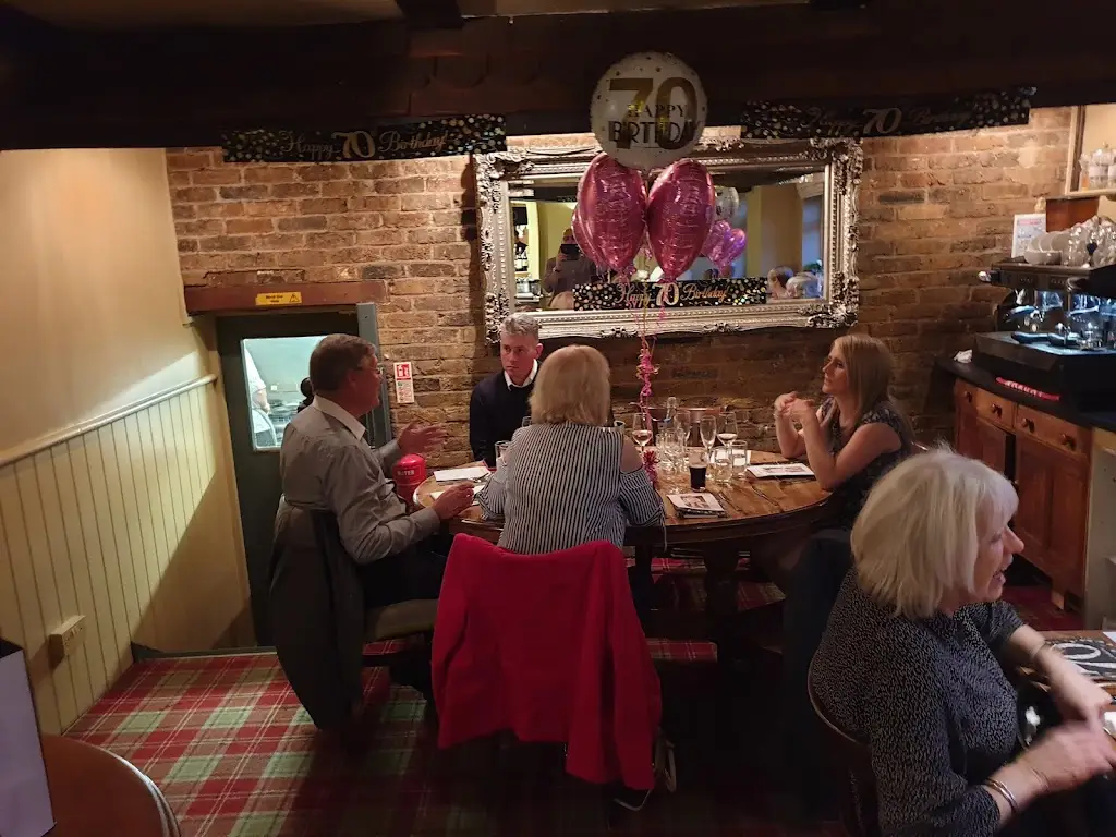 Rose and Crown - Chorleywood_Chorleywood_slider_image_3