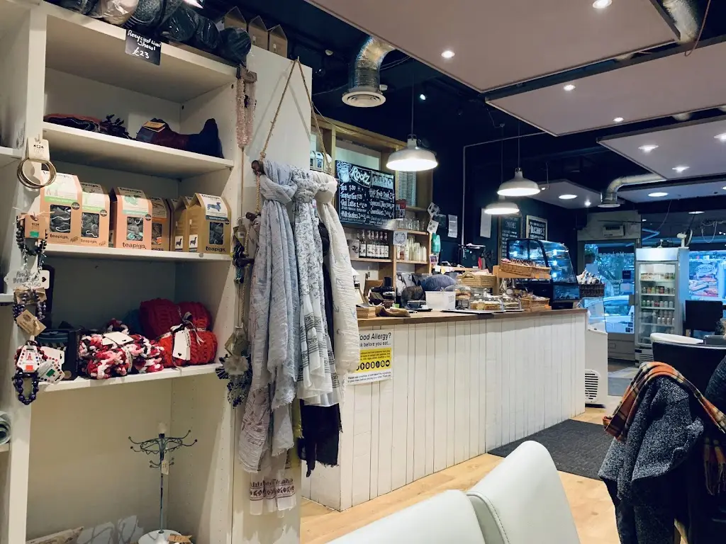 Leigh_Rootz_Chorleywood_recensione