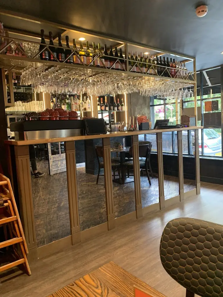 SHUGENDRAN KUNASEKARAN_Eyzey Bistro_Chorleywood_review