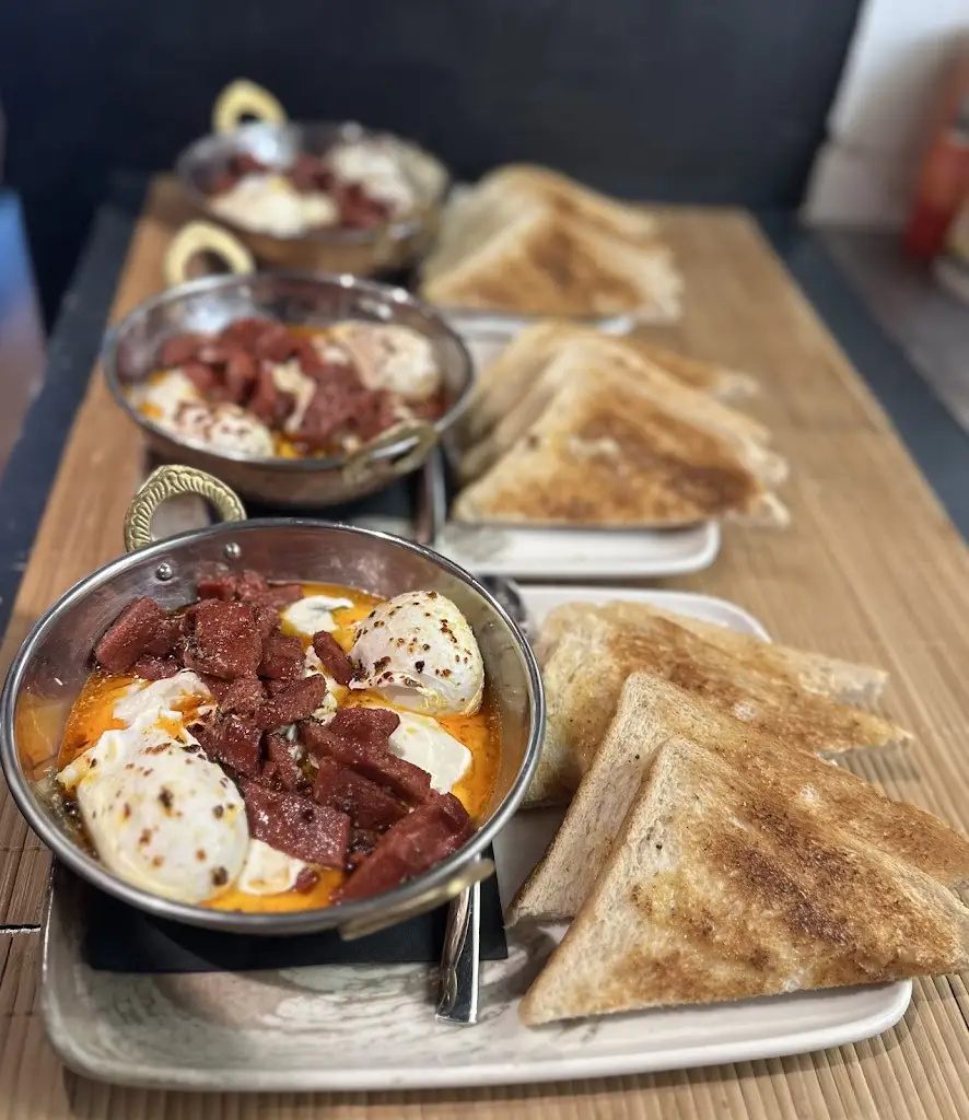 Eyzey Bistro_Chorleywood_slider_image_2