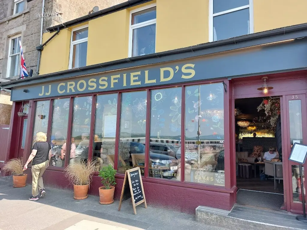 Lyndon S. Smith_JJ Crossfield's Cafe & Bar Arnside_Arnside_review