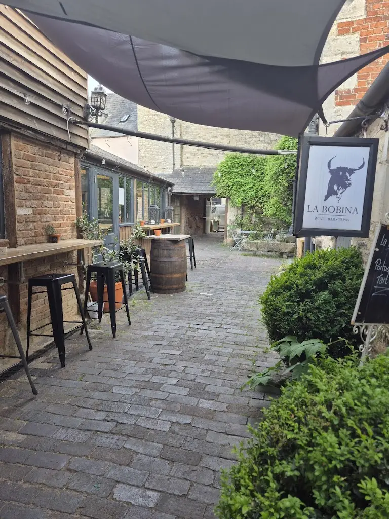 Nola Petherbridge_La Bobina Cirencester - Spanish Tapas & Wine Bar_Cirencester_review