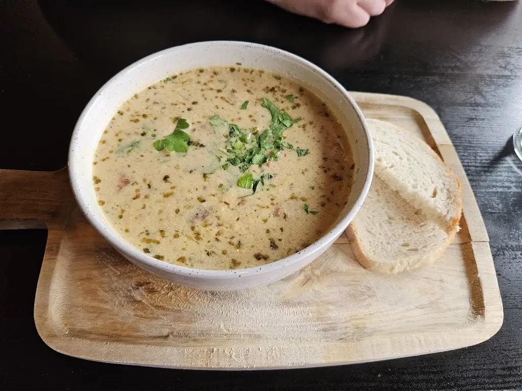 Elizabeth_Boar Home Dining Ltd_City and Borough of Wakefield_review