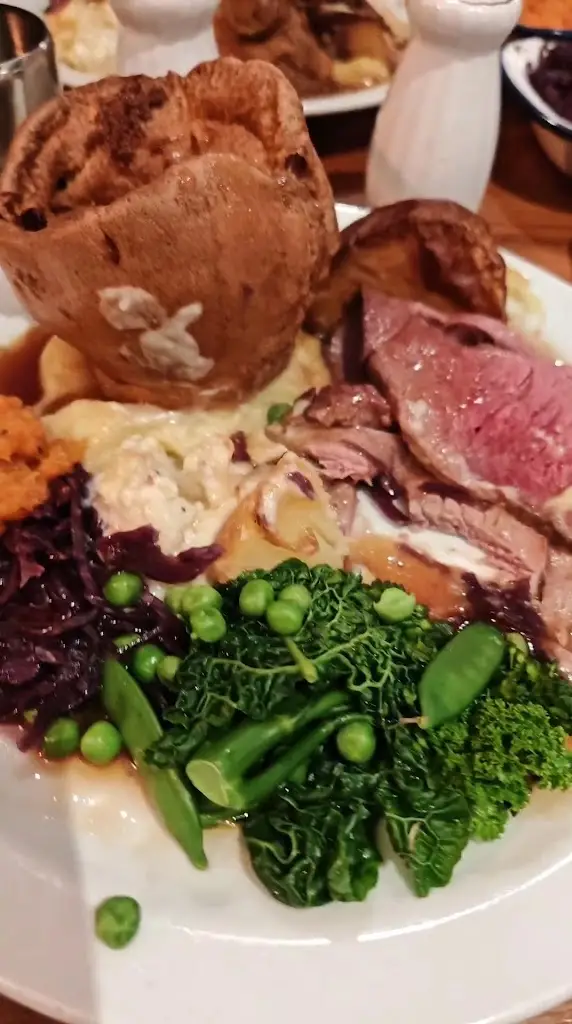 MML Reviews_Iris Restaurant_City and Borough of Wakefield_review