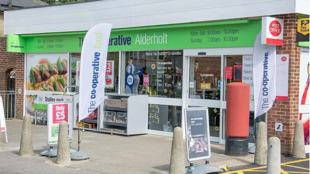 The Co-operative Food Alderholt restaurant in Alderholt
