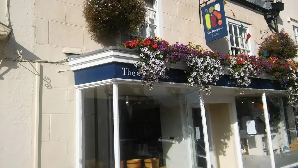 Hamptons Deli Cafe restaurante en Chipping Sodbury