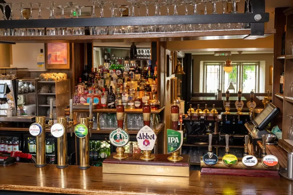 The Cross Hands_Chipping Sodbury_slider_image_1