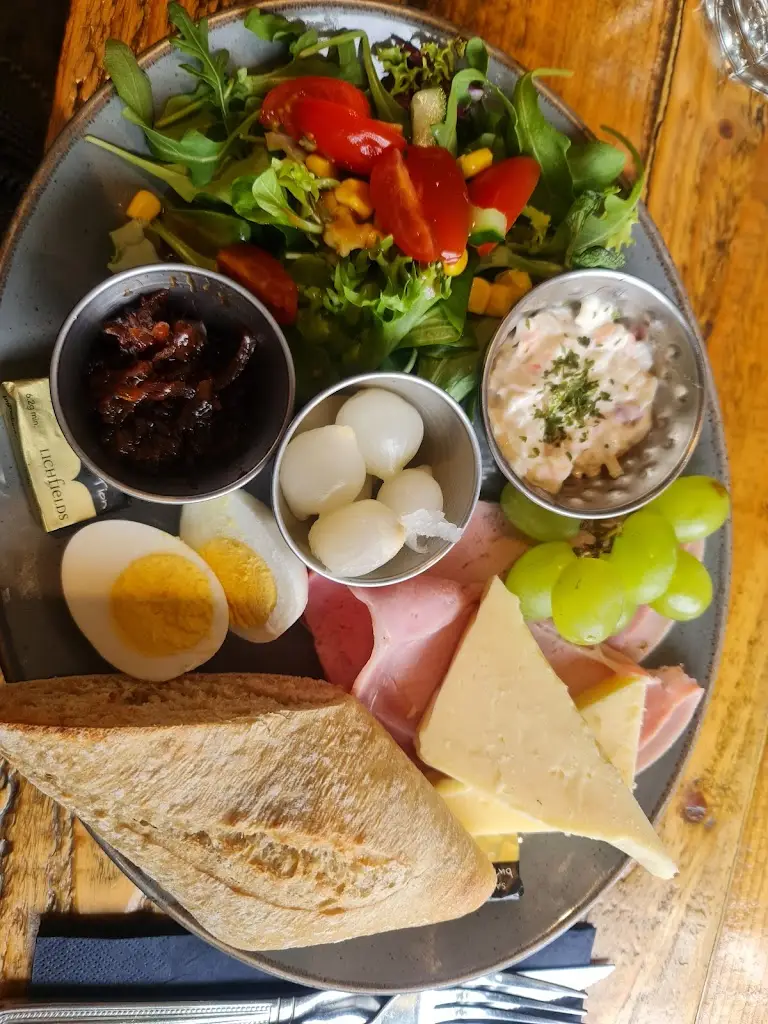 Y Mez_The Coffee Bean._Chipping Sodbury_review