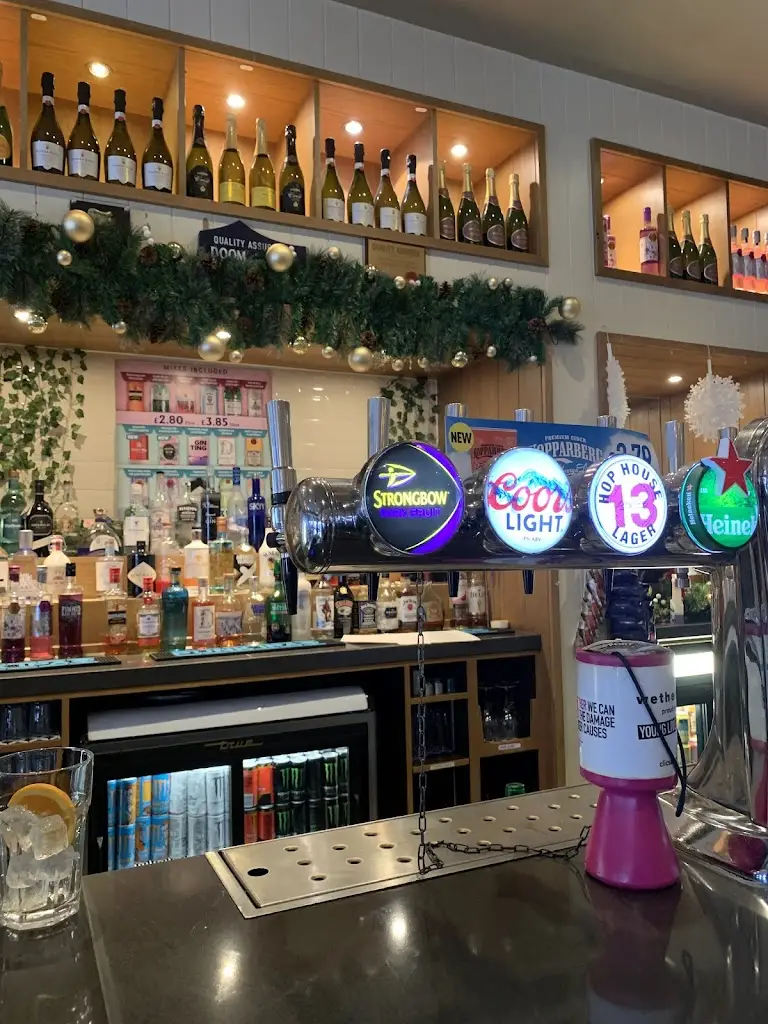 Rebekah Harris_The Thorns Farm_Chipping Sodbury_review