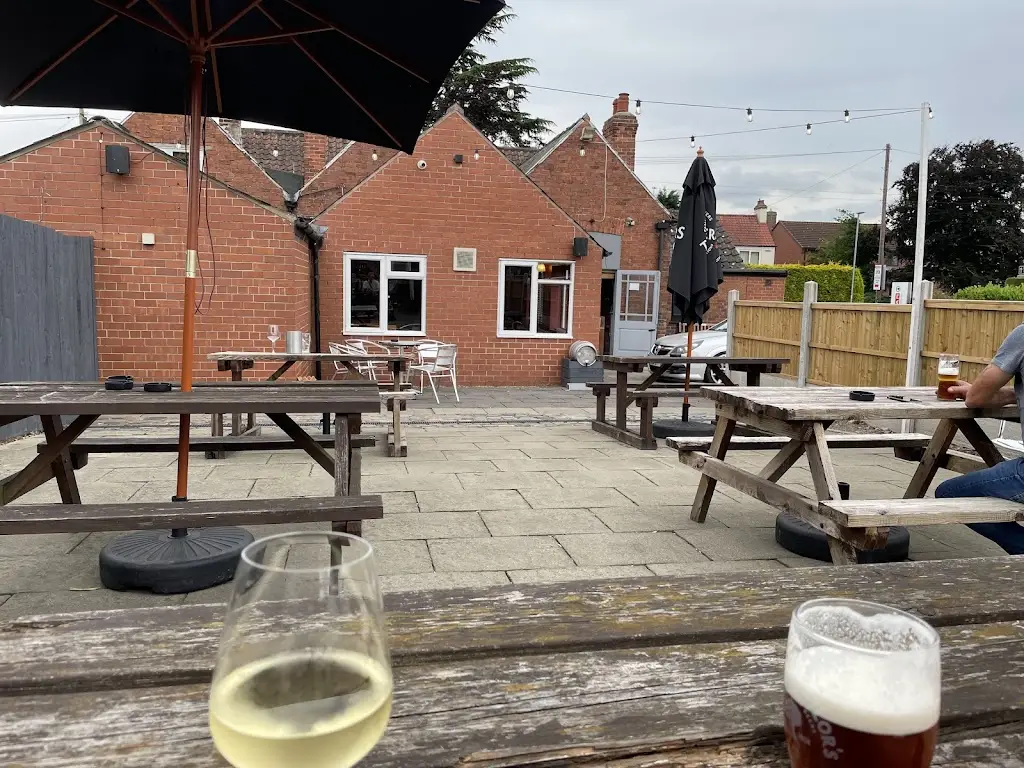 The Kings Arms - KLM Pubco restaurant in Clarborough