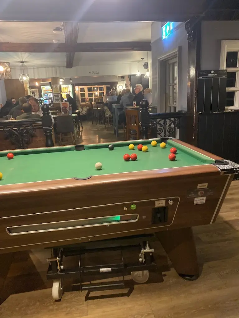 j culley_Crown at Claydon_Claydon_review