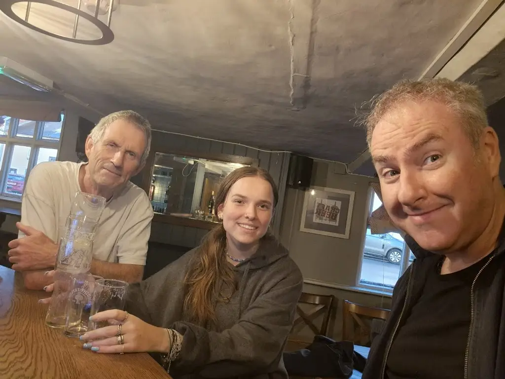 Andy Woodall_The Claydon Greyhound_Claydon_review