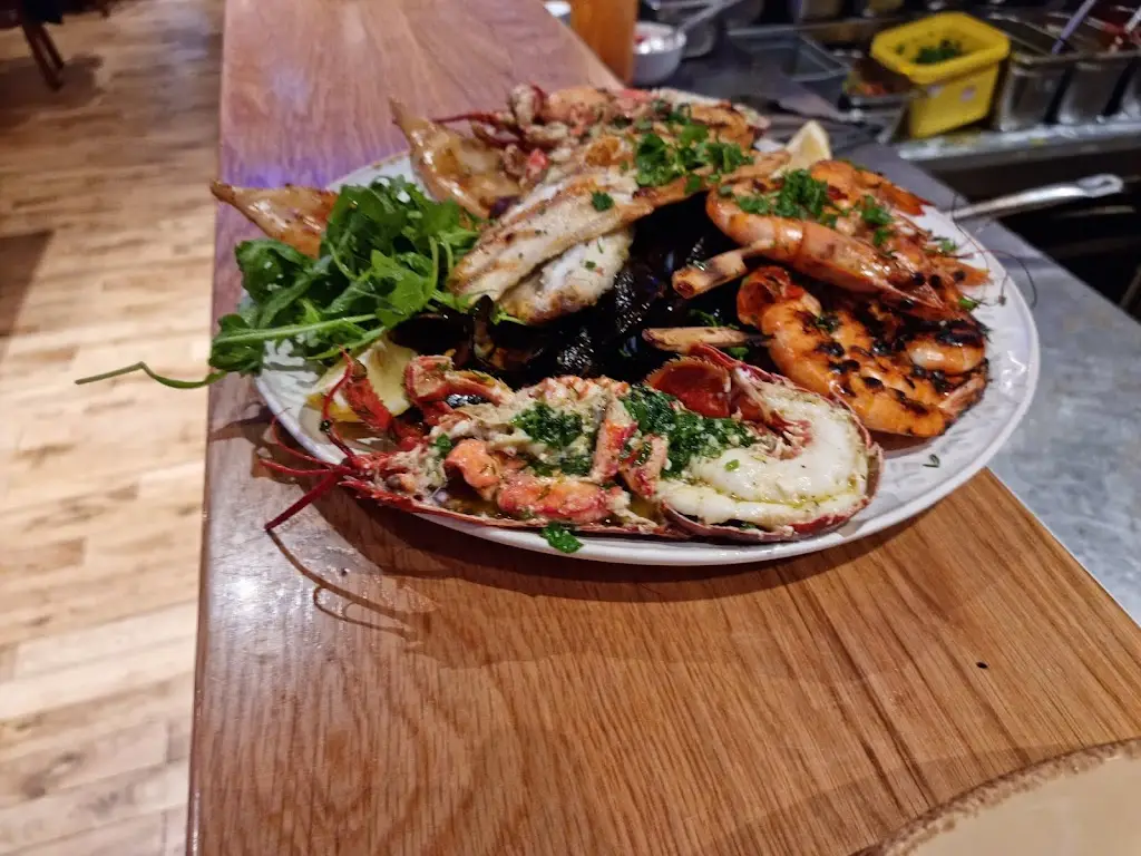 Menu_Ocean Fish Platter_Claydon_image_8