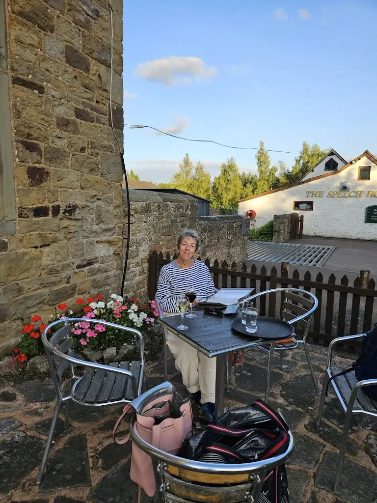 sara dolan_The Speech House_Cinderford_review