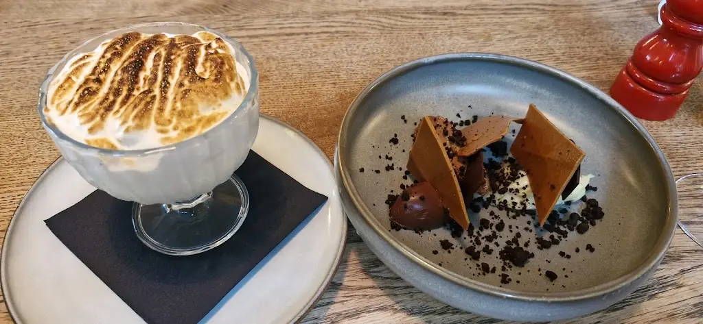 Rog Edwards_Bel & The Dragon - Churt_Churt_review