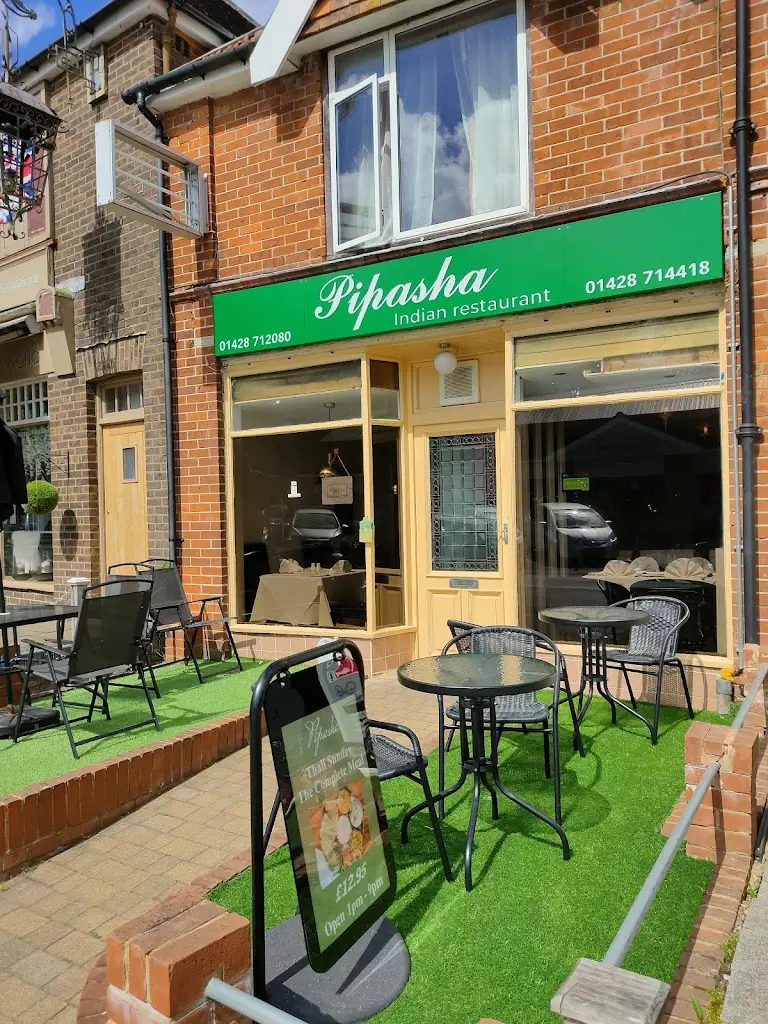 Pipasha Churt restaurant in Churt