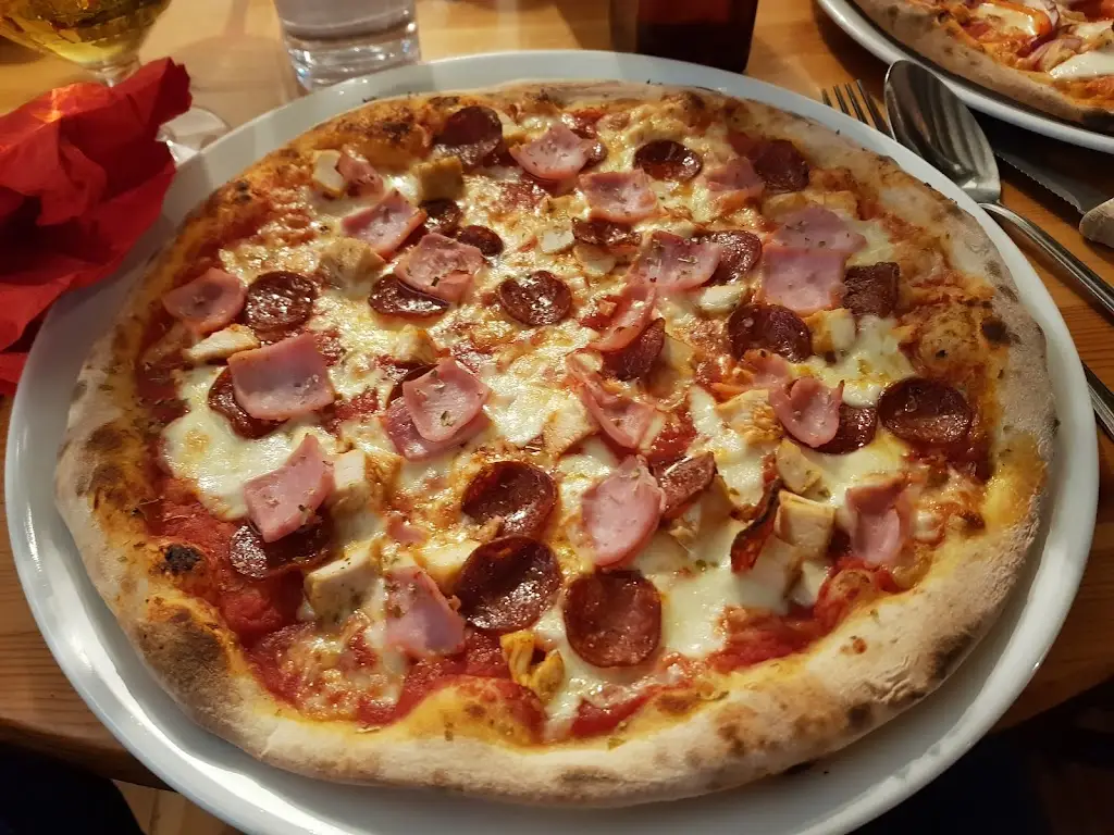 Daz_Caffe Piccolo_Churt_review