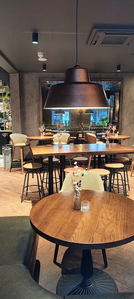 The Third Monkey_Churt_slider_image_2