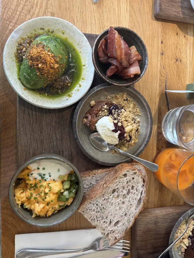 Charlie Reilly_Willows_Clapham_review