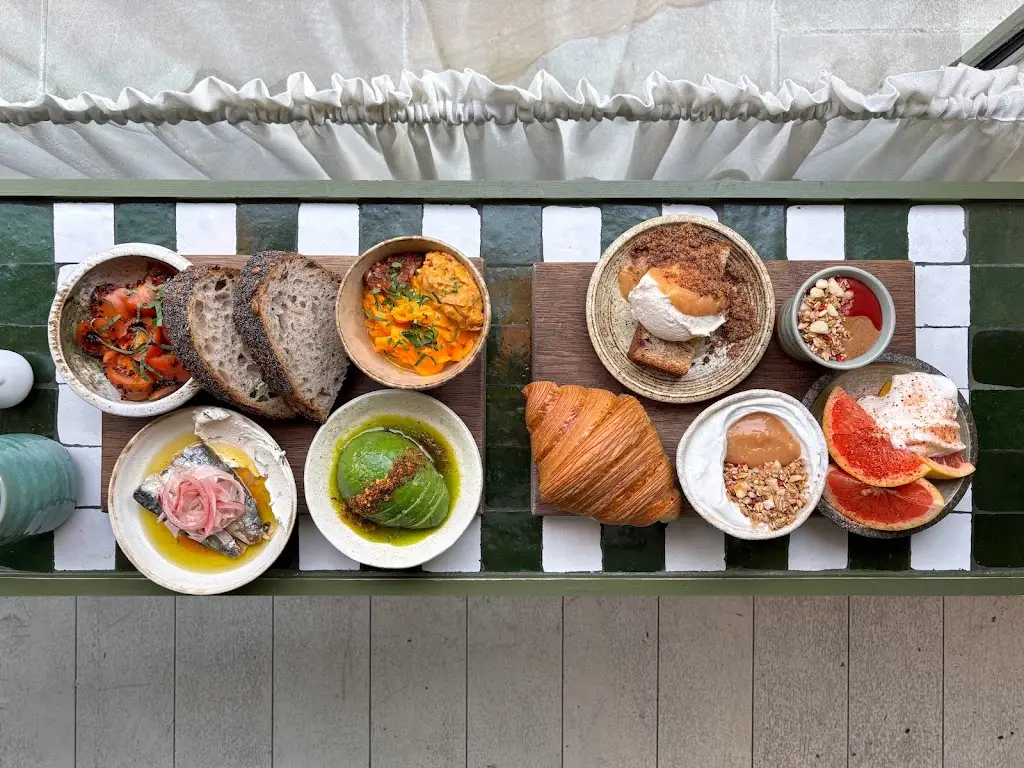 Willows_Clapham_slider_image_3