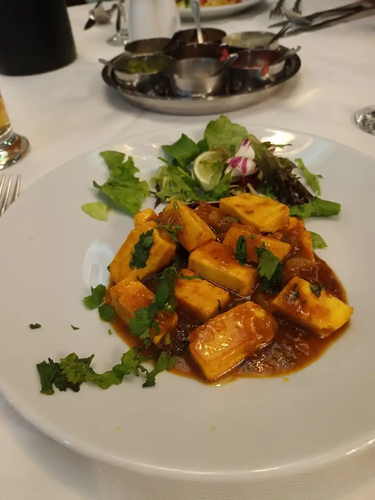 patricia ward_The Empress Of India_Asfordby_review