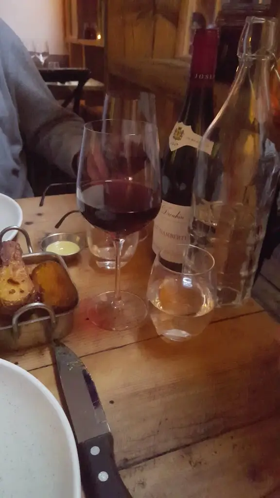 Knife_Clapham_slider_image_2