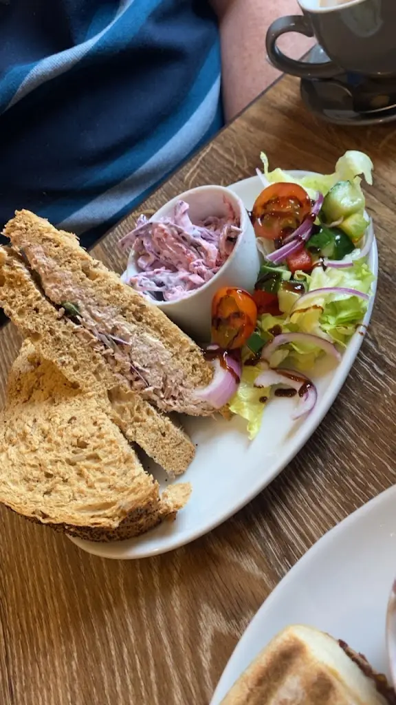 Lisa Miller_The Side House_Claypole_review