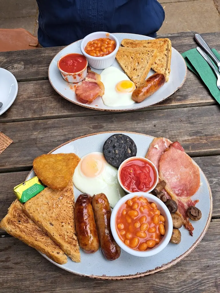 Stephen Szikora_The Mountain Restaurant_Asfordby_review