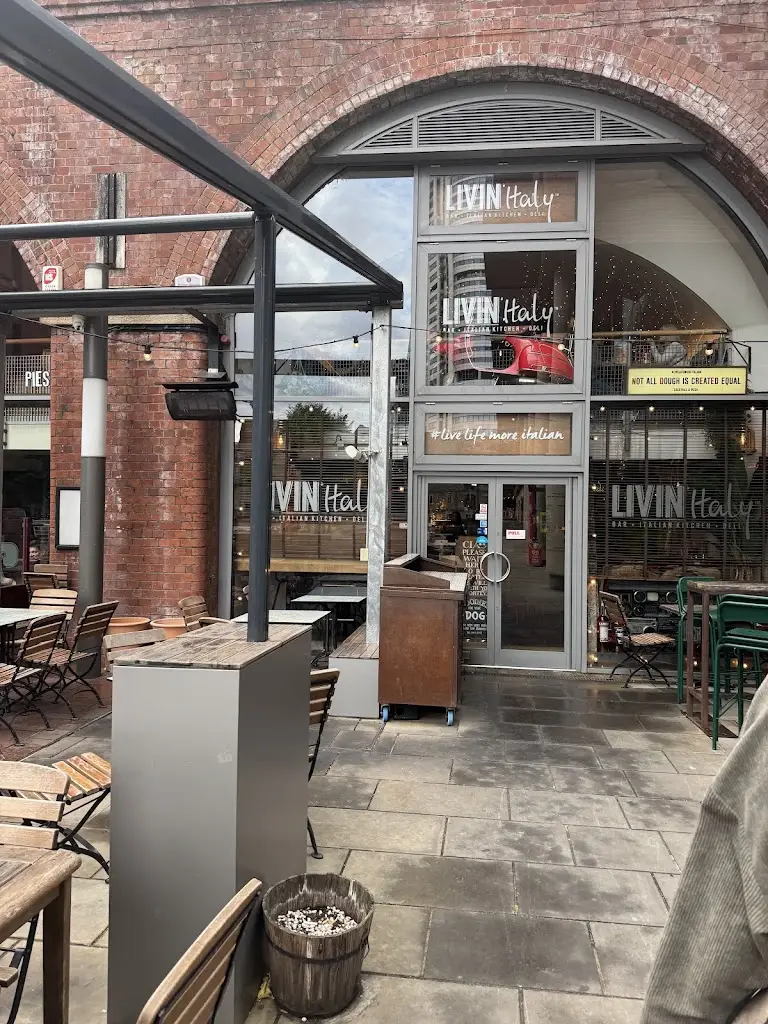 Nouf Bandar_LIVIN'Italy_City and Borough of Leeds_review