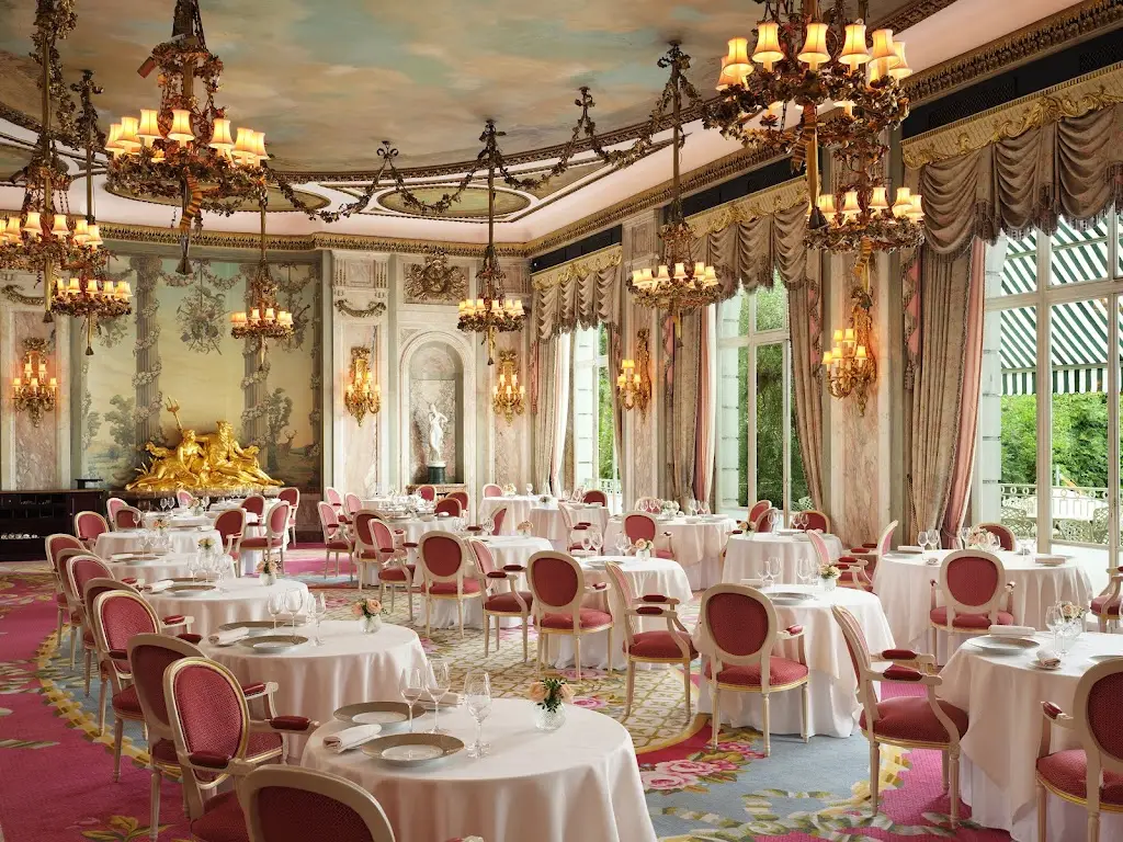The Ritz Restaurant restaurant in City of London