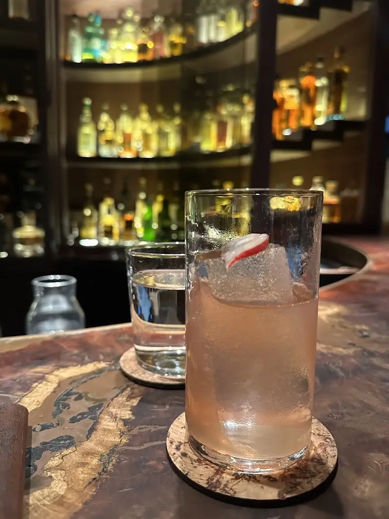 Karen Garzón_HIDE_City of London_review