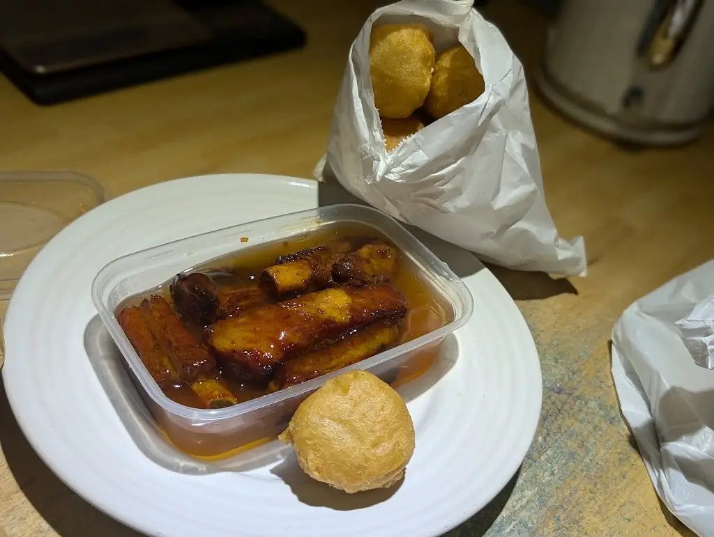 Samuel Kitching_Chung's Cottage_Asfordby_review