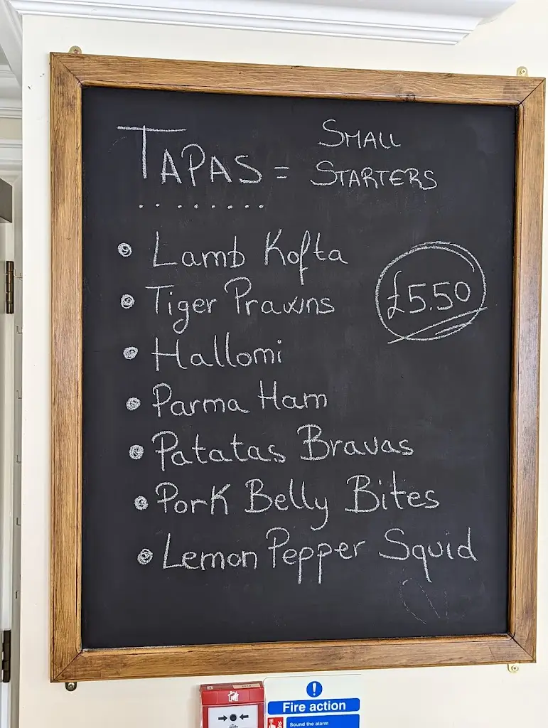 Menu_The Railway Hotel_Alderholt_image_2