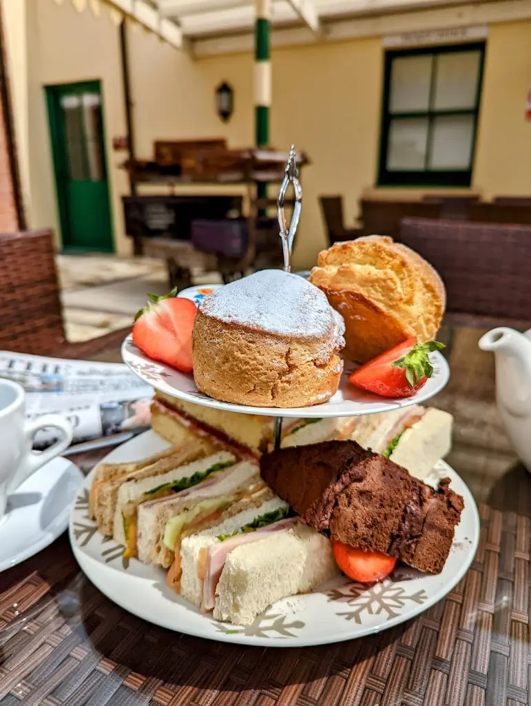 Menu_The Railway Hotel_Alderholt_image_5