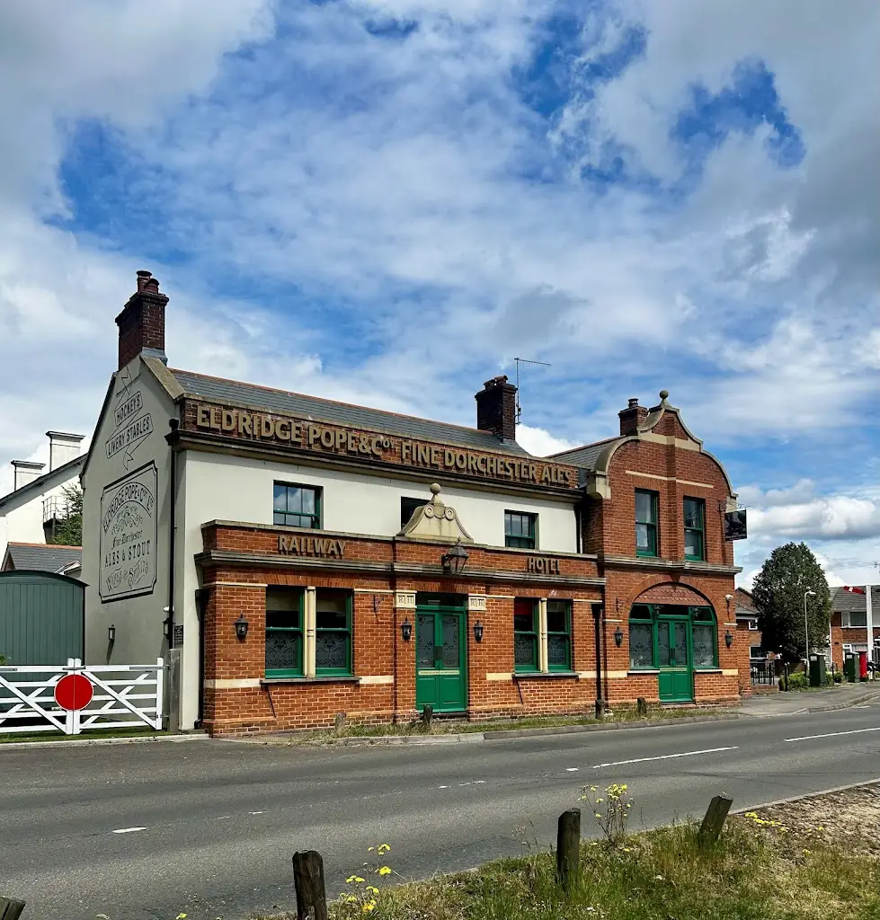 Ben Moore_The Railway Hotel_Alderholt_review