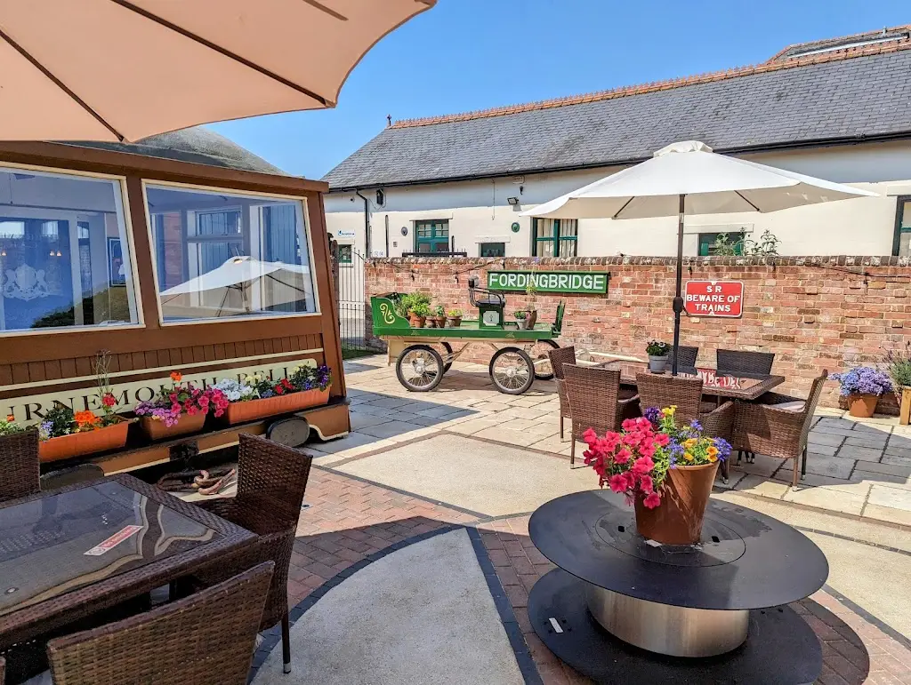 The Railway Hotel_Alderholt_slider_image_1