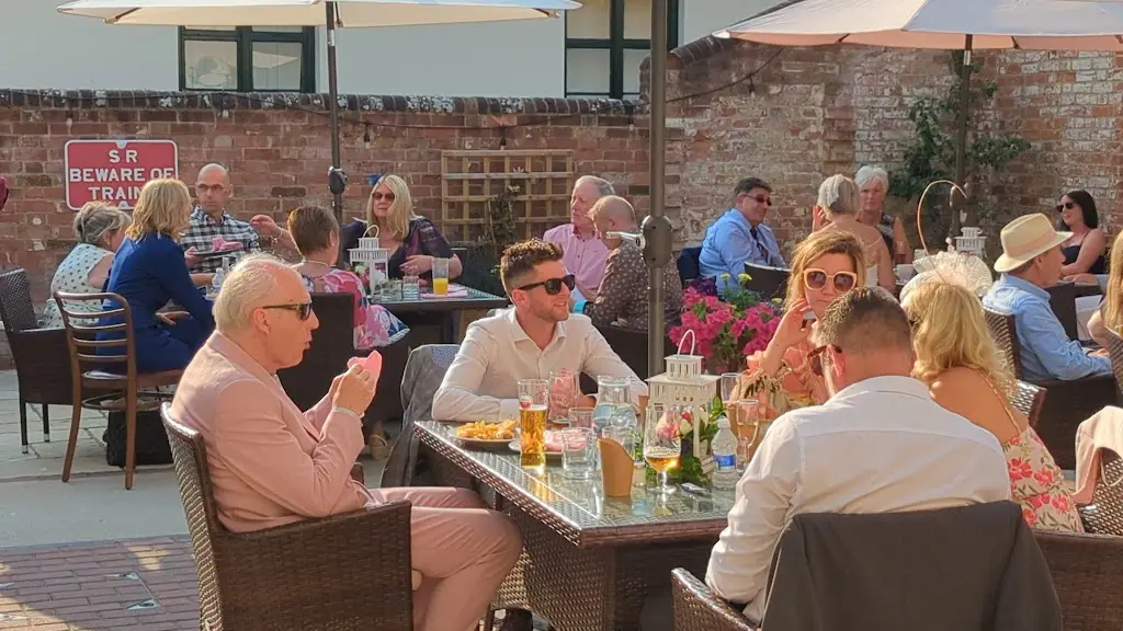 The Railway Hotel_Alderholt_slider_image_2