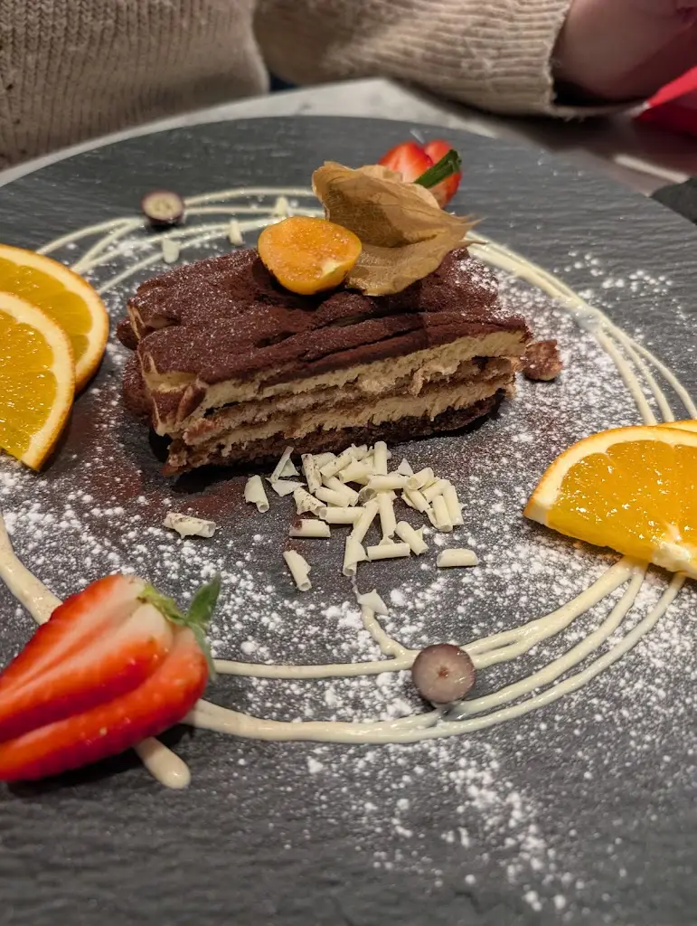 Menü_Valentinos Scissett_Clayton West_Bild_4