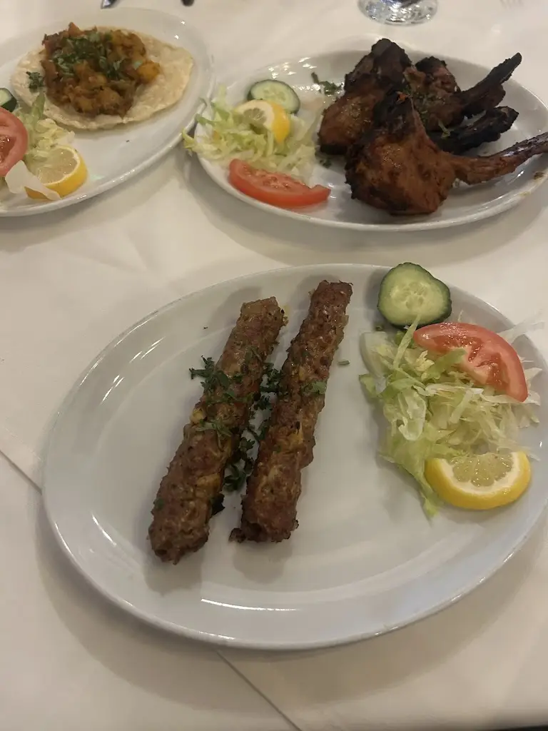 Neil Evans_Kahaani Indian Brasserie_Clayton le Moors_review