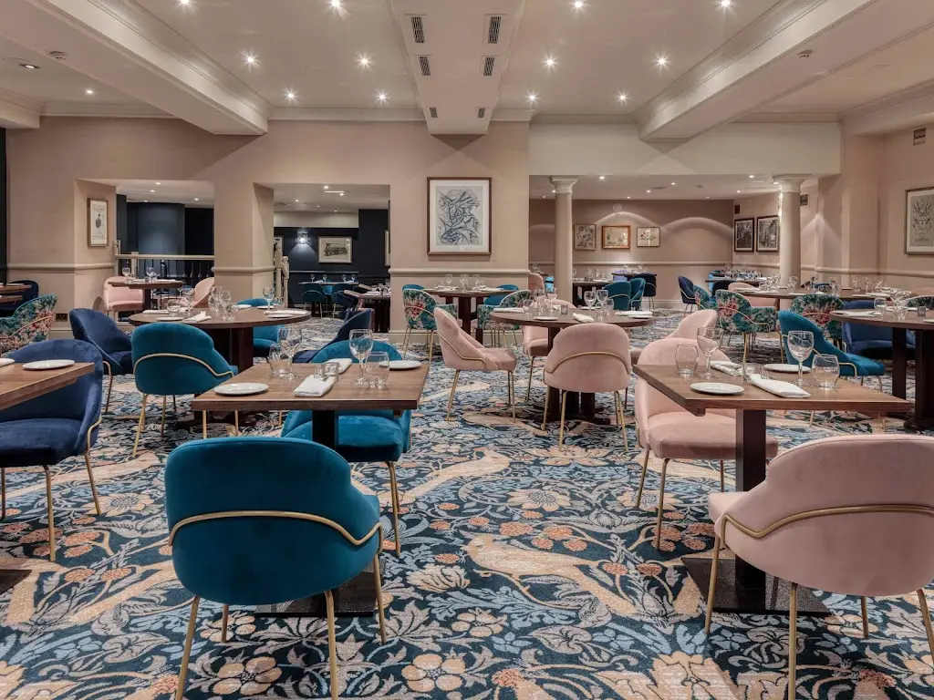 CAMEO RESTAURANT_Clayton le Moors_slider_image_1