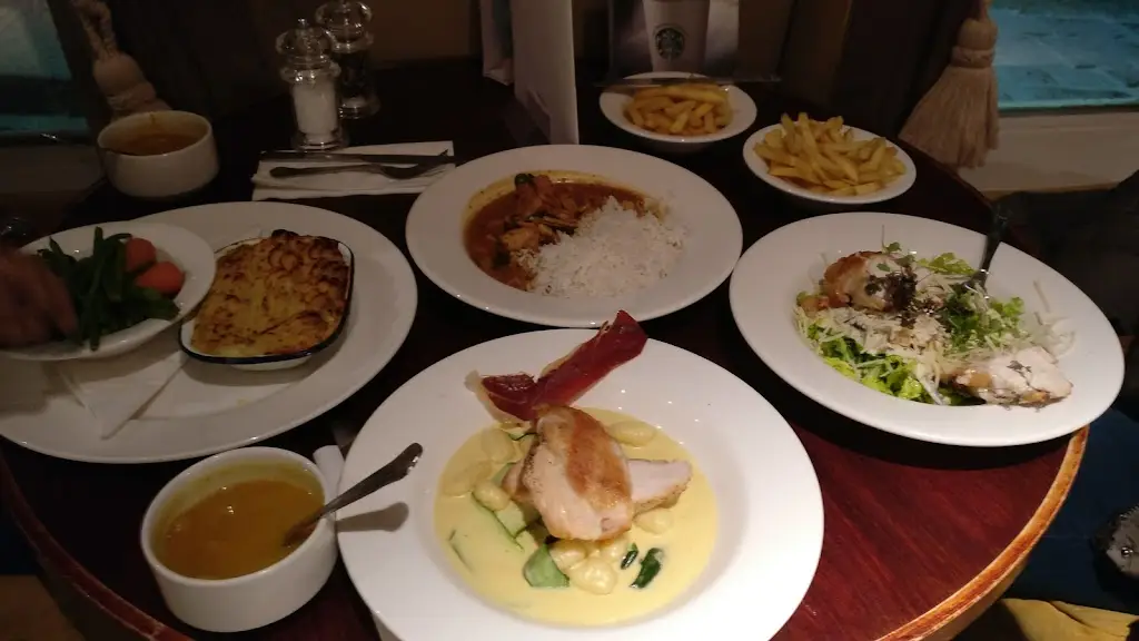 CAMEO RESTAURANT_Clayton le Moors_slider_image_2