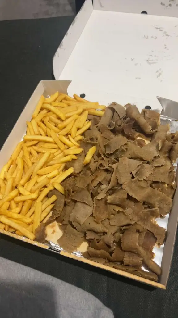 Rio's_Clayton le Moors_slider_image_2